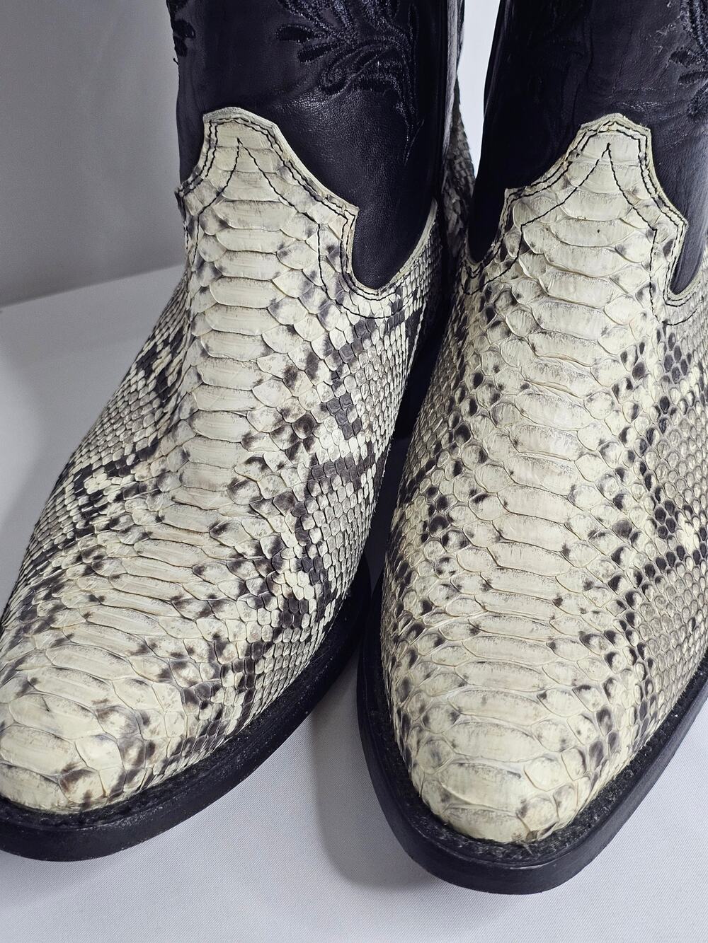 Rogers Handmade Python Snakeskin Leather Cowgirl Boots W9.5